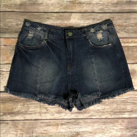 Medium Wash Distressed Ring Shorts - Picture 1 of 2